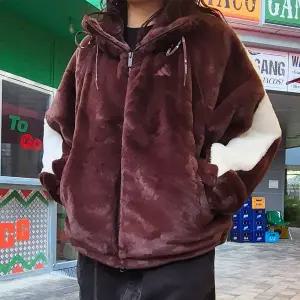 아디다스 여성 웜 인조 퍼 재킷 후리스 브라운 KC0078