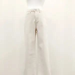 [포커스]융안감일자핏팬츠 FW5K3PT3239_SH