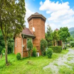 [경기/파주] 파주 슈가빌 애견동반 펜션 (주차장/편의점/매점/계곡인접/수목원/휴양림/애견/공용수영장(실외)/개별바베큐/단체/복층/온돌/가족/커플/테라스/독채/바베큐장)