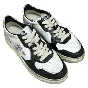 [오트리] 메달리스트 슈퍼 빈티지 스니커즈 AVLM SV11