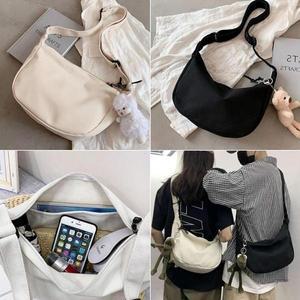 [셀러허브]캔버스 남녀공용 데일리 크로스 반달 백 가방 FM641 (S11522058)