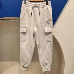 [에스핏] HC23 기모 PSG 조거 볼륨자수 팬츠  SJY711MKPT67 (S27726719)