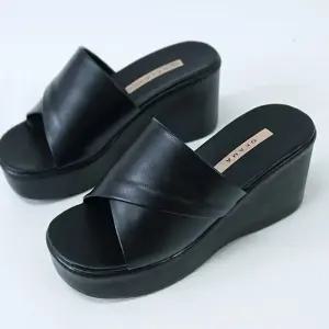 707 7CM 통굽 사무실 슬리퍼 실내화/사무용/유치원/학교/교무실/어린이집/여성/실내/키높이/간호사/신발