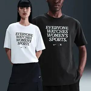 나이키 남녀공용 Everyone Watches Womens Sports 반팔티 IM0560-133 화이트/ IM0560-045 블랙