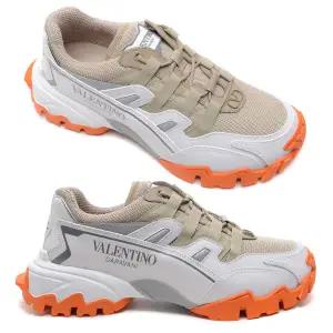 [롯데백화점]발렌티노 20FW 남성 클라이머 스니커즈  UY2S0C20_DRZ_54K_20F