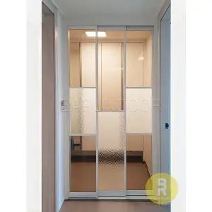 [바른도어]08번 초슬림3연동중문 유리분할형 화이트 브론즈+아쿠아강화유리a