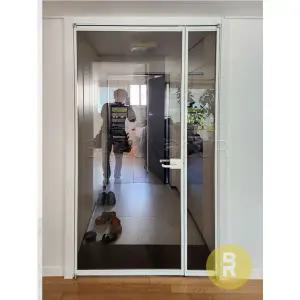 [바른도어]35번 90도 초슬림비대칭여닫이중문 화이트 브론즈강화유리(기타손잡이호환불가)