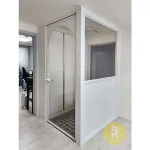 [바른도어]73번 ㄱ자중문 파티션 90도 초슬림싱글여닫이 아치형 화이트 투명강화유리