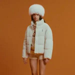 [롯데백화점]후아유 여성 Steve Corduroy Padding WHJPF4V14F