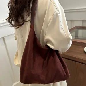 부드러운 스웨이드 에코백 여성 데일리 호보백 숄더백 2컬러