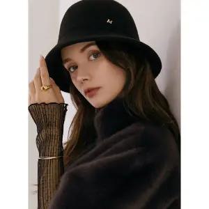 [막스까르띠지오]울 펜던티드 버킷햇 모자_P409392937