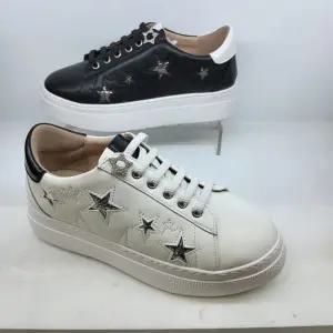 [에스콰이아][행복한백화점][에스콰이아]여성 발편한 통굽 4센치 밴딩  스니커즈