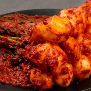 유쎌몰 여수 돌산 알타리김치(2KG) 알타리무우김치