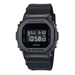 지샥 5600시리즈 디지털 스퀘어 남성 우레탄시계 GM-5600UB-1