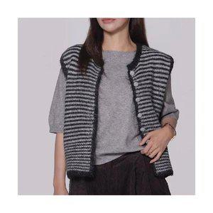 울혼방 배색 스트라이프 싸게버튼 라운드넥 니트 베스트