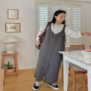 도톰버튼 뷔스티에 니트 롱 원피스 (one color)