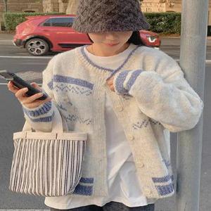 그랜마 오트플라워 가디건 (one color)