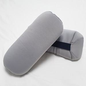 라움하우스 1+1 패브릭 차량용 목쿠션 목베개