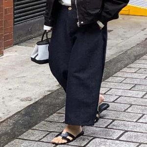 진청 탄탄 절개 코튼 뒷밴딩 와이드팬츠 (one color)