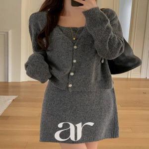 (울6/한벌로완성/소개팅성공템) 리오프 울 니트 나시 원피스 가디건 투피스 세트 st29