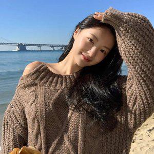 (원피스인듯/여리핏) 리미니 꽈배기 어깨 버튼 롱 니트 nt4306