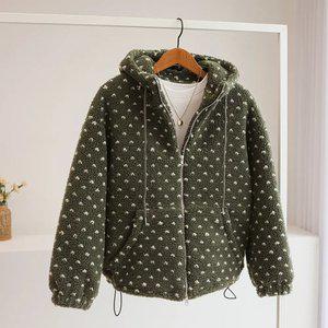 [잇수다] 덥핑스 도트 양털 뽀글이 후드 누빔 집업 점퍼