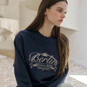 베를린 자수 스웨트셔츠 네이비