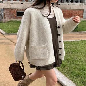 [모어렌] [MADE] 안토브 루즈핏 울 브이넥 가디건 [tcd0467]