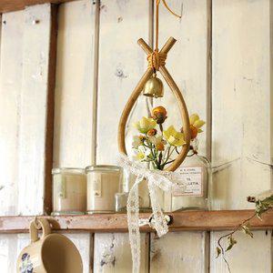 행운을 가져다 주는 우드 플라워행잉 코뚜레