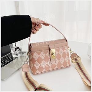 가죽공예키트 가죽공예 DIY 가방만들기 수제 핸드메이드 퀼트 재료 패키지 세트 찜하기