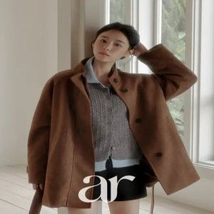 (MADE/브랜드퀄리티/전체퍼안감/포근보들) 르메드 허리스트랩 하프 스웨이드 무스탕 c