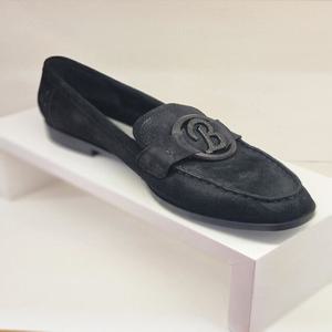 [바바라] 바바라 AAF551 스웨이드 B로고장식 포인트 로퍼