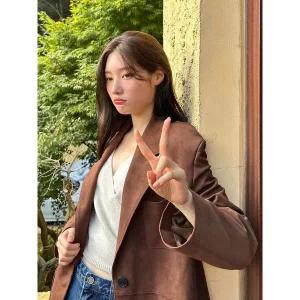 [온앤온](강남점)[정채연 착용] 크롭 랩 뷔스티에 니트 NEK5XV810