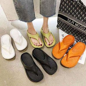 [엄지척]남여공용 LCFBLKLD 여름슬리퍼 통굽조리 플립플랍쪼리 비치샌들