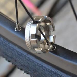 [MENOBVMM_53D1]일상담다 휠 자전거 스포크 렌치(실버)