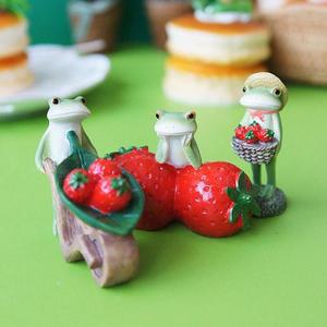 딸기농장 개러블구리 3종세트 테이블 선반 소품 미니어처