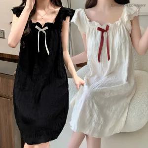 이너퀸 프리수 여성용 라운드넥 리본 캉캉 주름 패턴 프릴 러플 셔링 브라캡 캡내장 노브라 나시 민소매 여름 원피스 잠옷 홈웨어 이지웨어 리본캉캉원피스