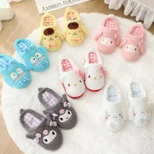 산리오 실내화 슬리퍼 귀여운 쿠로미 시나모롤 한교동 키티 홈 여성용 방한 포근한 털실내화