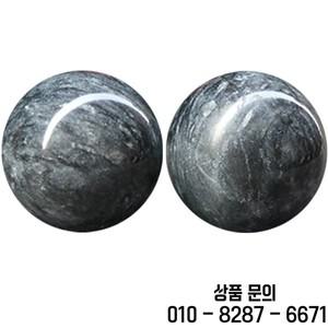 녹색 옥 손 마사지기 중국 전통 공 쿨 스톤 헬스케어 근육 도구 선물 무료  2 개