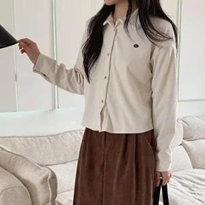 [옷자락]여자 면혼방 메탈 팬던트 골덴 세미크롭 남방 셔츠