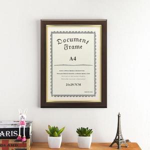 [RGK132QU]다크브라운 라인 상장 액자 A4 벽걸이 사진