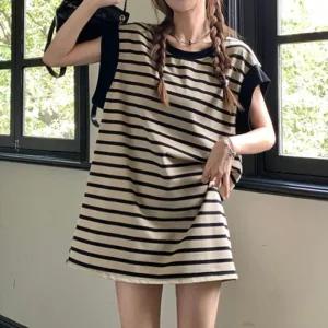 [아우트]캡소매 심플룩 단가라 원피스 대학생 10대