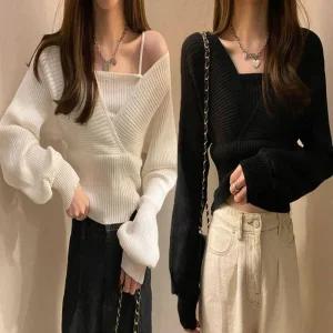 [아우트]레이어드 스퀘어 끈나시 니트 일체형