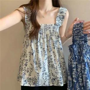 [아우트]나뭇잎 패턴 밴딩 스퀘어넥 민소매티