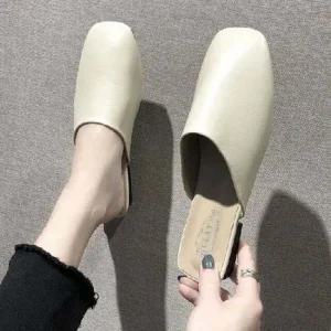 인기상품 캐주얼 베이직 여성 블로퍼 로퍼 올데이 [WFJ99EO_251031]