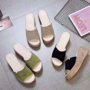 인기상품 베이직 왕굽 데일리 여성 슬리퍼 클래식 [WFJ993P_251031]