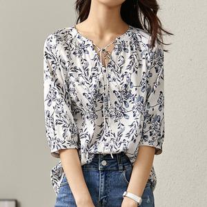 여성 데일리 썸머 블라우스 7부 셔링 모던 플라워 오프숄더 반팔 셔츠 U232