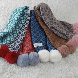 패턴 방울 목도리