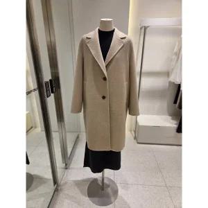 [SOUP](신세계 사우스시티) 등판 구스 투버튼 핸드메이드 코트 (SBBHC3C)