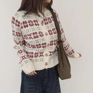 [하프클럽/]여성 겨울 노르딕 디자인 노카라 버튼 니트 카디건